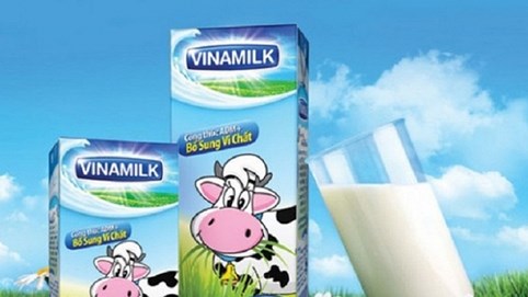 Vinamilk ngưng quảng cáo sữa trên Youtube do clip nội dung phản cảm