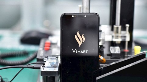 Vingroup nói gì về tin đồn điện thoại Vsmart xuất xứ Trung Quốc?