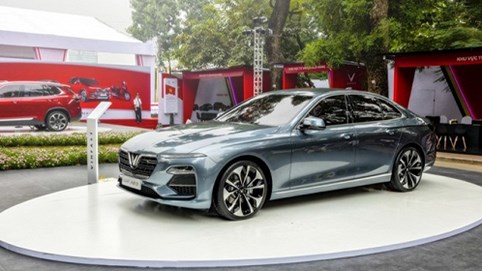 Xe VinFast đắt hay rẻ?