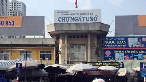 Xóa sổ chợ tạm Ngã Tư Sở