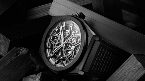 Zenith ra mắt siêu đồng hồ phủ màu đen cổ điển, mức giá 