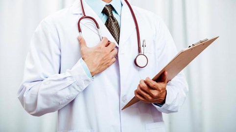 Bác sĩ, dược sĩ, nhân viên y tế tham gia quảng cáo thực phẩm, thực phẩm chức năng là trái quy định