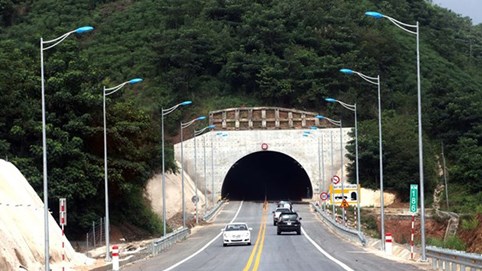 Đề xuất mở rộng đoạn Yên Bái-Lào Cai theo hình thức công trình khẩn cấp