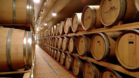 Gần 7.000 thùng rượu vang được Ngân hàng Agribank rao bán để thu nợ