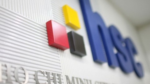 HFIC đấu giá hơn 121 triệu quyền mua cổ phiếu HSC, dự kiến thu hơn 830 tỷ đồng