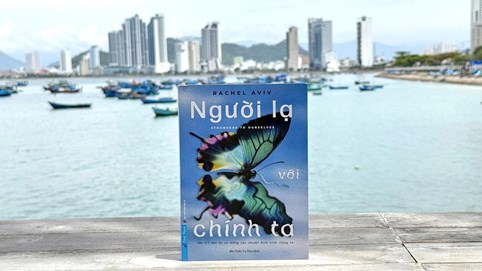 ‘Người lạ với chính ta’ - Những câu chuyện chạm đến nỗi bất an phổ quát của con người