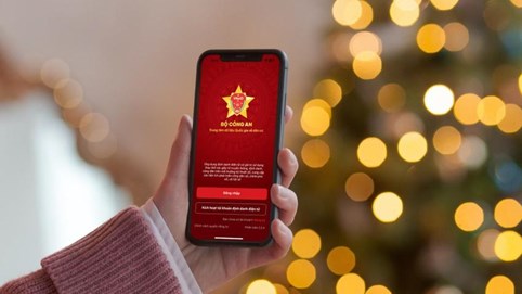 Thủ tướng ra Chỉ thị 'thúc' triển khai các giải pháp công nghệ phục vụ người dân và doanh nghiệp