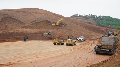 Đẩy nhanh giải phóng mặt bằng dự án cao tốc Bắc – Nam đi qua tỉnh Quảng Bình