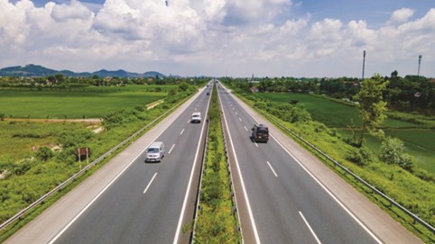 Đề xuất đầu tư gần 77.000 tỷ đồng xây cao tốc Bắc - Nam phía Tây dài 257 km