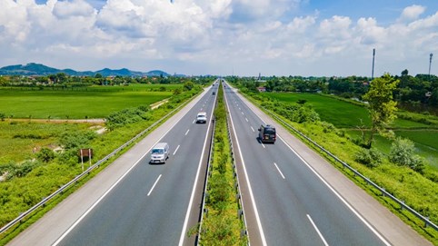 Đẩy nhanh tiến độ 4 dự án cao tốc trọng điểm về đích đúng kế hoạch