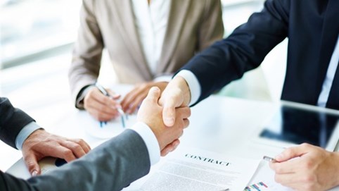 Tập đoàn Khách sạn Đông Á (DAH) muốn bán 26% vốn tại Vanphong Toserco