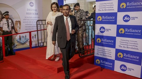 Tỷ phú giàu nhất châu Á Mukesh Ambani là người giàu thứ 5 thế giới