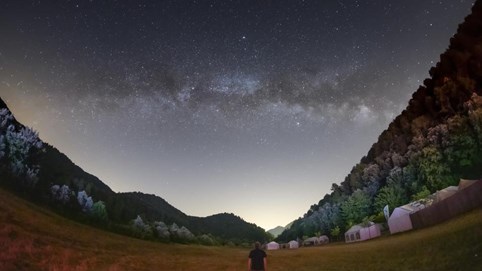 7 cảnh tượng kỳ diệu bạn không nên bỏ lỡ trên bầu trời mùa hè