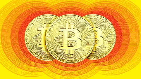 Bitcoin tăng vọt hơn 62.000 USD sau khi công bố báo cáo việc làm