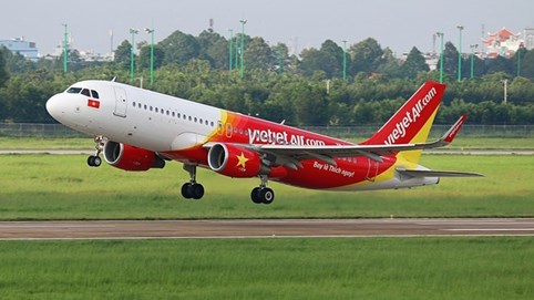 Công ty của tỷ phú Nguyễn Thị Phương Thảo chi 1.200 tỷ mua 10 triệu cổ phiếu Vietjet Air