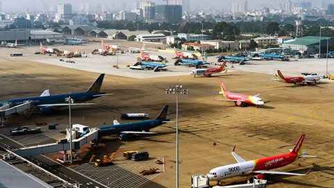 Giá vé máy bay nội địa dịp Tết tiếp đà giảm mạnh