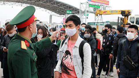 Hải Phòng điều chỉnh quy định 'kiểm soát tất cả người ra vào'