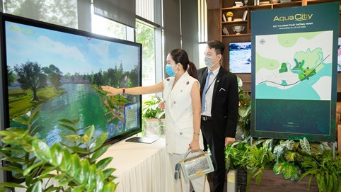 Bình Minh và bà xã doanh nhân “mê” không gian sinh thái tại đô thị đảo