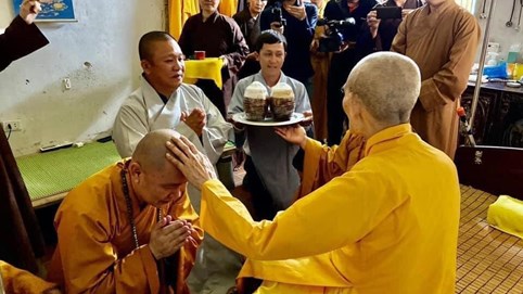 Chủ tịch Tôn Hoa Sen, ông Lê Phước Vũ quy y Tam Bảo