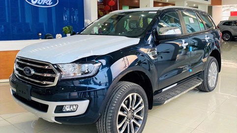 Đại lý dọn kho Ford Everest: Giảm kỷ lục 200 triệu đồng, thấp nhất từ trước tới nay tại Việt Nam
