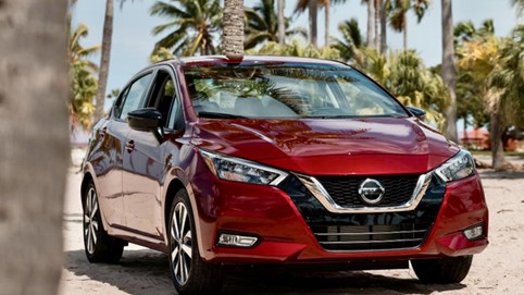 Đại lý ô tô đua nhau giảm giá, nhiều mẫu giảm kỷ lục xuống mức thấp nhất từ trước tới nay