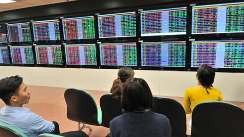 Covid-19 diễn biến bất thường, các quỹ ETF gặp khó khi thu hút vốn