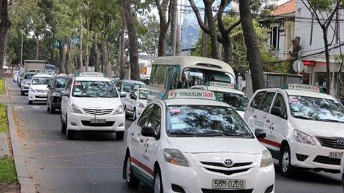 Taxi Vinasun lỗ kỷ lục trong lịch sử 35 năm, con trai Chủ tịch HĐQT muốn thoái toàn bộ vốn