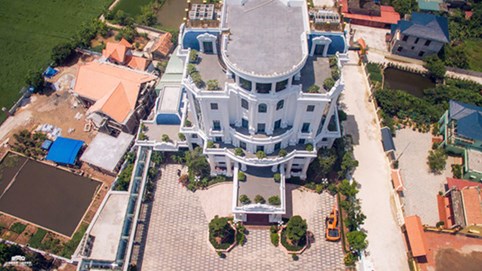 Cận cảnh biệt thự được ví như "lâu đài" của đại gia xăng dầu Ngô Văn Phát