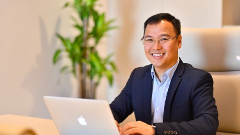 Em trai cựu thứ trưởng Hồ Thị Kim Thoa thôi làm CEO Bóng đèn Điện Quang