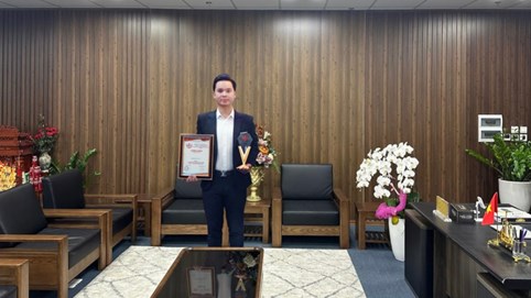 Doanh nhân Nguyễn Nho Khang vinh dự nhận giải thưởng TOP 10 Thương hiệu nổi tiếng Châu Á - Thái Bình Dương năm 2022