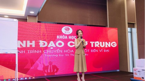 CEO SYS Group Vũ Thị Thúy Liễu - chuyên gia đào tạo thực chiến hàng đầu Việt Nam