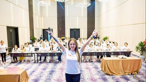 Bí quyết kinh doanh của boss mỹ phẩm Thuý Bống giúp hội mẹ bỉm kiếm trăm triệu mỗi tháng