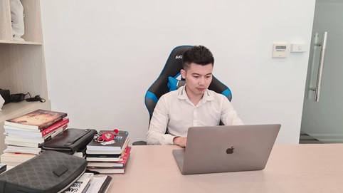 Doanh nhân Adam Tran: “Cơ hội càng lớn, thách thức càng nhiều, hãy luôn nỗ lực để có được thành công”