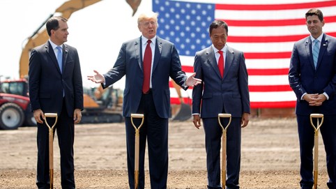 Bloomberg: Khi Foxconn, Pegatron... sang Việt Nam, Mỹ hưởng lợi gì?