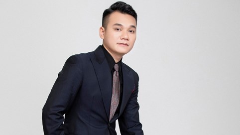 Doanh nhân Khắc Việt: Dù làm nghệ sĩ hay kinh doanh đều phải nghiêm túc và chỉn chu