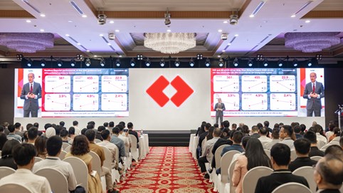 ĐHĐCĐ 2024: Techcombank chia cổ tức 'khủng' bằng tiền, tăng vốn điều lệ gấp đôi lên 70.450 tỷ đồng