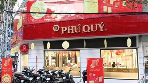 Vàng Phú Quý: Doanh thu giảm sút, lợi nhuận bấp bênh