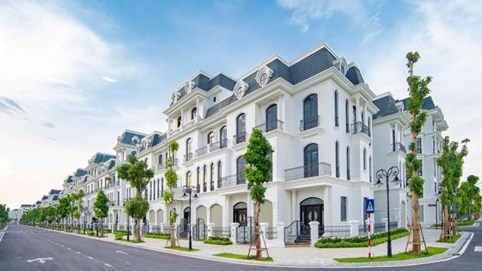 Dù ‘ế ẩm’ nhưng giá bán sơ cấp Shophouse, biệt thự, liền kề Hà Nội vẫn tiếp tục leo thang