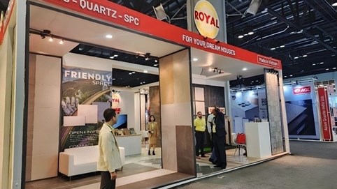 Tiềm năng sinh lời của cổ phiếu Gạch Royal vừa được chấp thuận niêm yết HOSE ra sao?