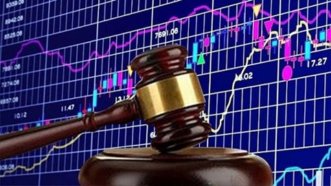 Xử phạt vi phạm trong lĩnh vực chứng khoán và thị trường chứng khoán: công ty Xây dựng bị phạt 180 triệu đồng.