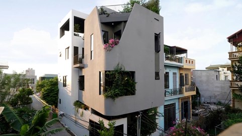 Ngôi nhà có mái đá cuội giúp giảm nhiệt trong những ngày hè oi bức của Hà Nội 