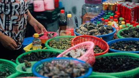 Giám sát mối nguy ô nhiễm thực phẩm tại một số chợ biên giới tỉnh Quảng Ninh năm 2021