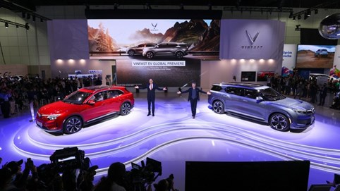 VinFast tuyên bố dừng sản xuất xe xăng vào cuối năm nay