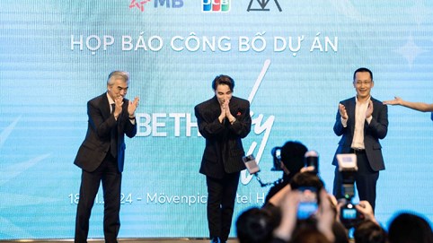 MB bắt tay cùng Sơn Tùng M-TP và JCB ra mắt thẻ Be The Sky