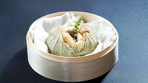 Kết hợp ẩm thực hai miền Nam - Bắc trong một món xôi, á quân Top Chef Việt Nam mùa 3 khiến Chủ tịch Hiệp hội đầu bếp TP HCM 'xin công thức'