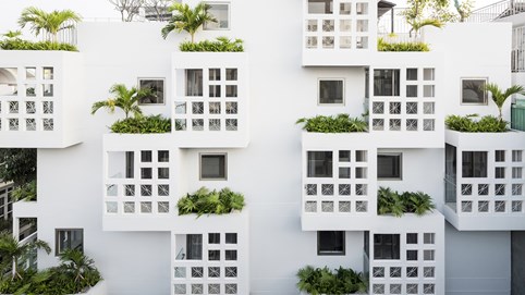 Ngôi nhà có ngàn cửa sổ trong ngõ nhỏ TP HCM