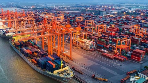 Sau 2 lần xuất siêu liên tiếp, Việt Nam nhập siêu trở lại trong tháng đầu năm 2022