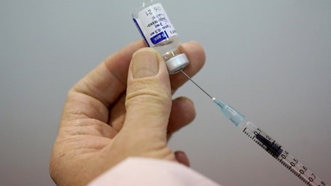 Vaccine Sputnik V của Nga đạt hiệu quả 91,6%