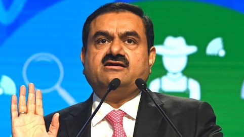 Tỷ phú Gautam Adani mất "ngôi vương" giàu nhất châu Á, rời khỏi top 10 tỷ phú giàu nhất hành tinh
