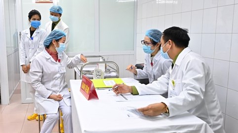 Thử nghiệm Nanocovax giai đoạn một hoàn thành 98 mũi tiêm